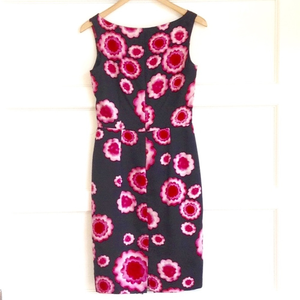Trina Turk 100% Silk Sleeveless Sheath Dress, Sz 4 - Picture 8 of 8